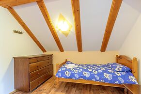 Chalet With Private Whirlpool And Sauna