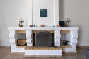 Parikia Cove Mansion