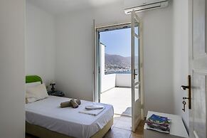 Parikia Cove Mansion