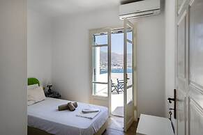 Parikia Cove Mansion