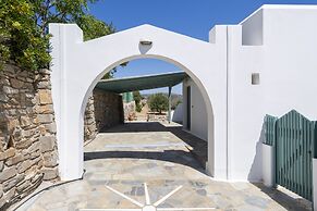 Parikia Cove Mansion