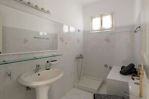 Parikia Cove Mansion