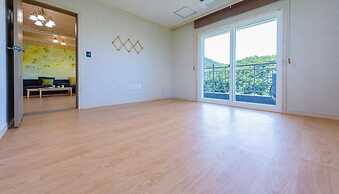 Yeosu Sora Noeul Pension