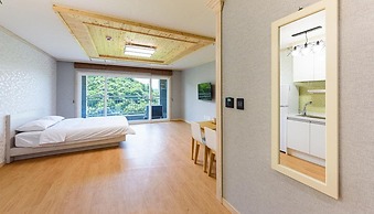Yeosu Sora Noeul Pension