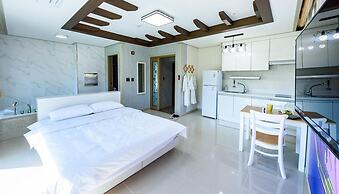 Yeosu Sora Noeul Pension