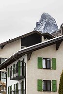 Chalet Antoine serviced apartments by Mirabeau