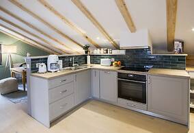 Chalet Antoine serviced apartments by Mirabeau