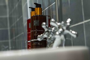 Chalet Antoine serviced apartments by Mirabeau