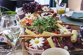 Chalet Antoine serviced apartments by Mirabeau