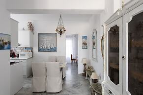 Ricos Two bedroom House - Naoussa Paros