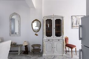 Ricos Two bedroom House - Naoussa Paros