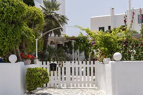 Ricos Two bedroom House - Naoussa Paros