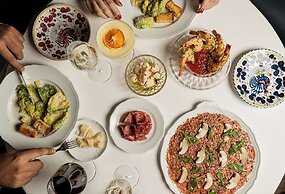 Mansard Riyadh, A Radisson Collection Hotel