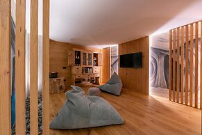 Besseghini Apartments