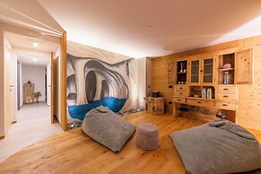 Besseghini Apartments