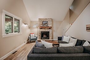 69sl - Upscale - Hot Tub - Wi-fi - Bbq - Sleeps 8 4 Bedroom Cabin by R