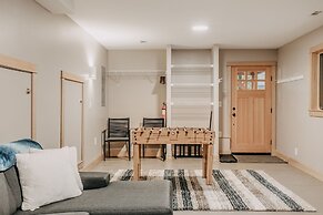 69sl - Upscale - Hot Tub - Wi-fi - Bbq - Sleeps 8 4 Bedroom Cabin by R