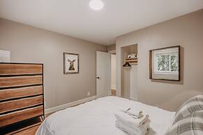 69sl - Upscale - Hot Tub - Wi-fi - Bbq - Sleeps 8 4 Bedroom Cabin by R