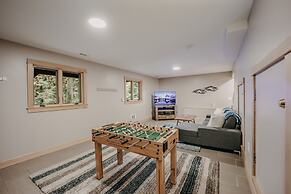 69sl - Upscale - Hot Tub - Wi-fi - Bbq - Sleeps 8 4 Bedroom Cabin by R