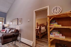 Large, Welcoming Condo With Incredible Views - WL406 by Redawning