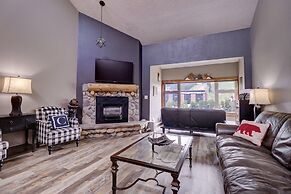 Large, Welcoming Condo With Incredible Views - WL406 by Redawning