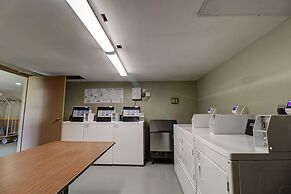 Large, Welcoming Condo With Incredible Views - WL406 by Redawning