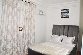 Two Bedrooms Apartment Douala Camer With Nice View