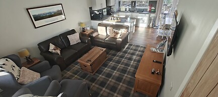 Ben Lomond Cottage - Loch Lomond and Arrochar Alps