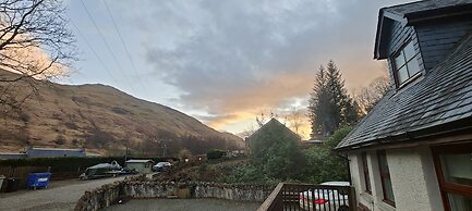 Ben Lomond Cottage - Loch Lomond and Arrochar Alps