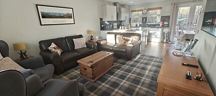 Ben Lomond Cottage - Loch Lomond and Arrochar Alps