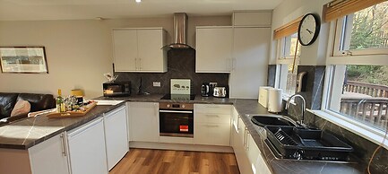 Ben Lomond Cottage - Loch Lomond and Arrochar Alps