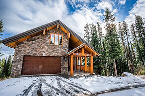 Coyote Creek - Large Ski In/Ski Out Chalet with Amazing Views & Privat