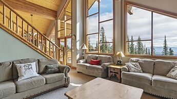 Coyote Creek - Large Ski In/Ski Out Chalet with Amazing Views & Privat