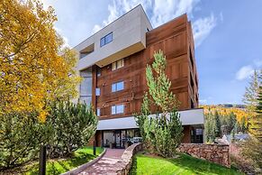 1-44 W Meadow Dr. 7 Meadow Vail Place