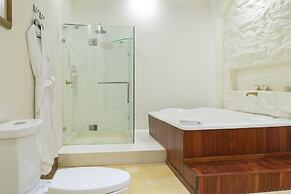 Nukari Quinta Boutique