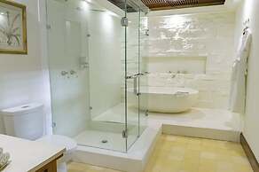 Nukari Quinta Boutique