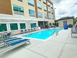 Holiday Inn Express & Suites Canton by IHG