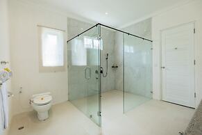 Villa Haka Jimbaran by Nagisa Bali