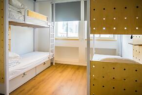 Domus Metro Hotel