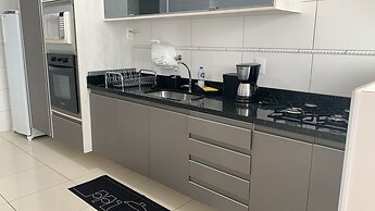 Apartamento Completo Guilhermina 82