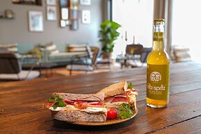 Vienna House Easy by Wyndham Bonn