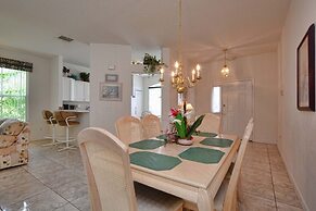 Esprit-3 Bedrooms House w/pool-4100ES 3 Home by RedAwning