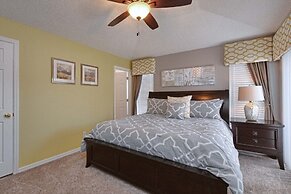 Emerald 4 bedrooms with Pool - 2201Em 4 Home by RedAwning