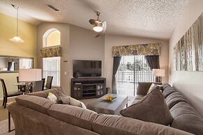 Emerald 4 bedrooms with Pool - 2201Em 4 Home by RedAwning