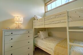 Pet Friendly, Slope-side, Spacious Town Home - ER21 by Redawning