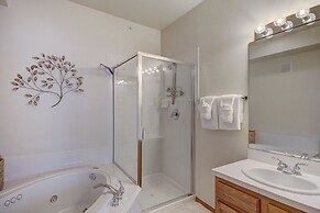 Pet Friendly, Slope-side, Spacious Town Home - ER21 by Redawning