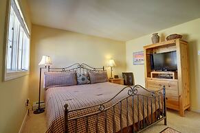 Spacious Slope-side Ski-In Ski-Out Town Home, Private Garage - ER12 by