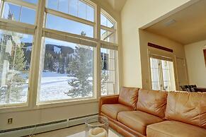 Spacious Slope-side Ski-in Ski-out Town Home, Private Garage - Er12 by