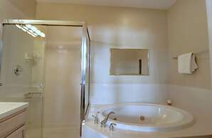 Spacious Slope-side Ski-In Ski-Out Town Home, Private Garage - ER12 by