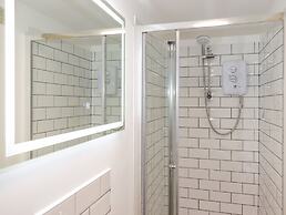 Stall 2 - The Stables